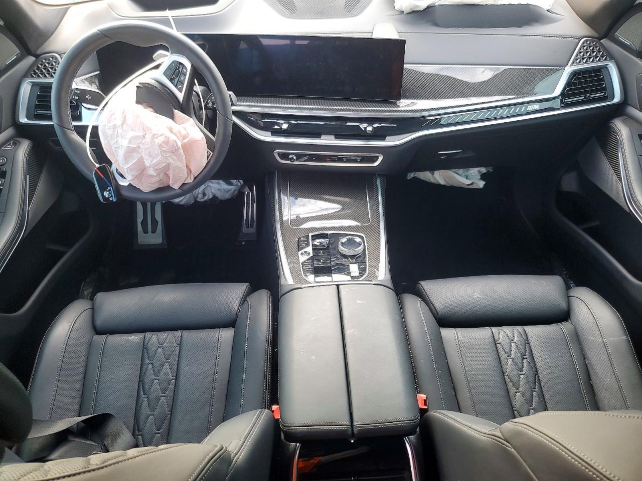2026 BMW X7 M60I - zdjęcie 8