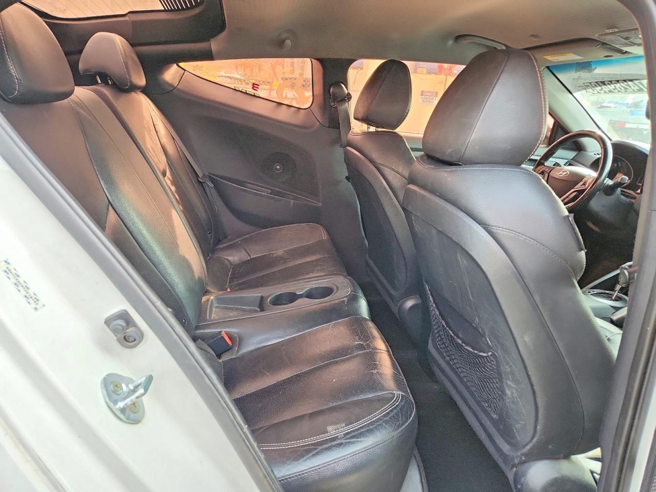 2015 Hyundai Veloster Turbo - zdjęcie 10