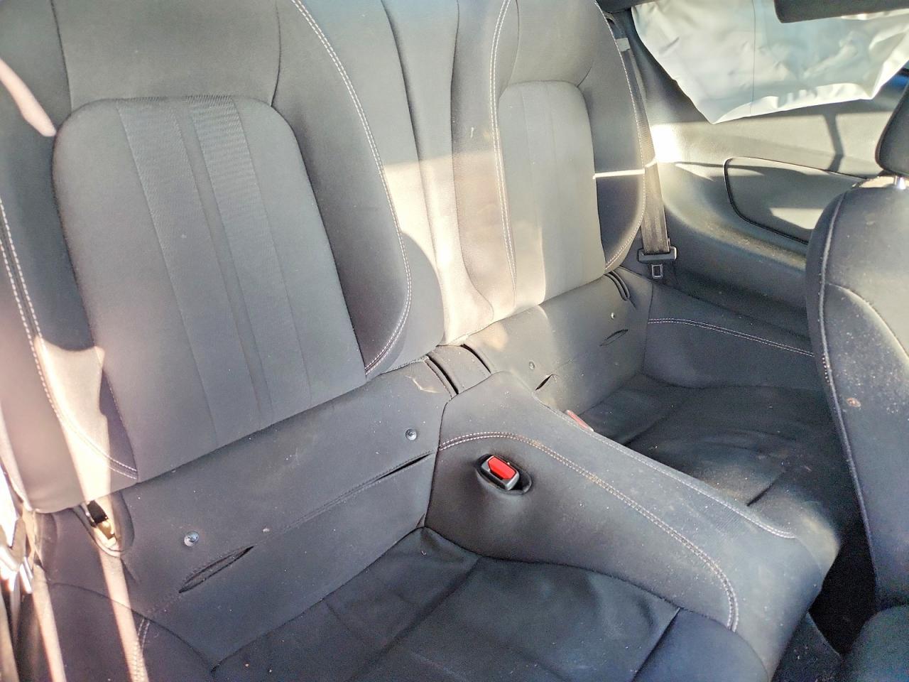 2021 Ford Mustang - zdjęcie 10