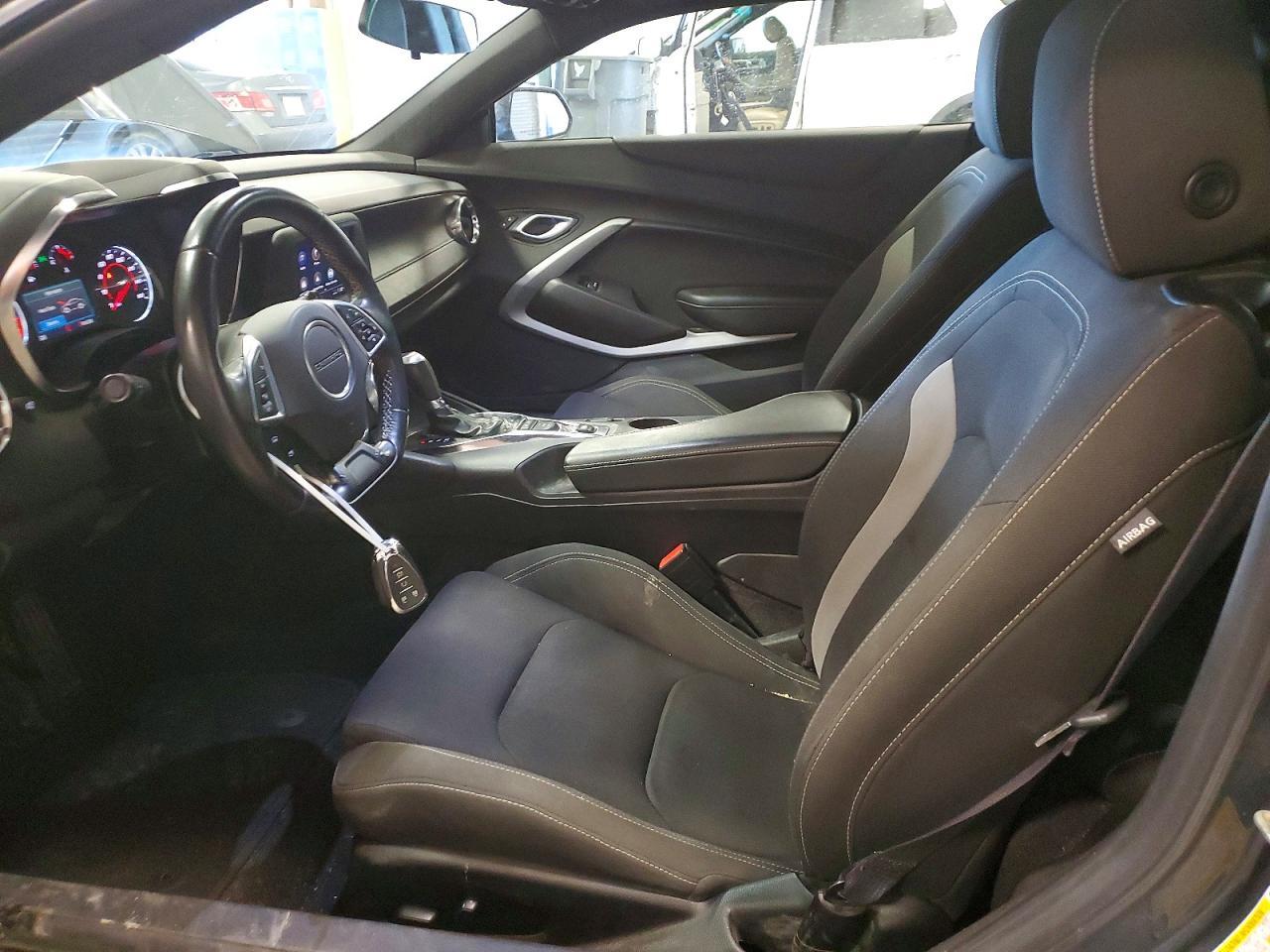2021 Chevrolet Camaro Ls - zdjęcie 7