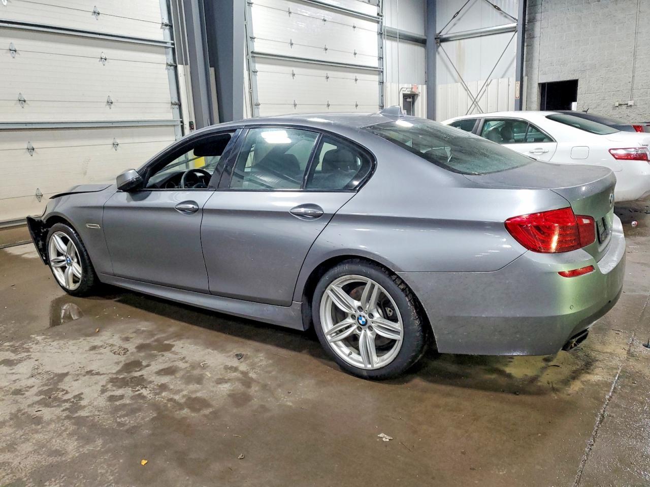 BMW Seria 5 - zdjęcie 2