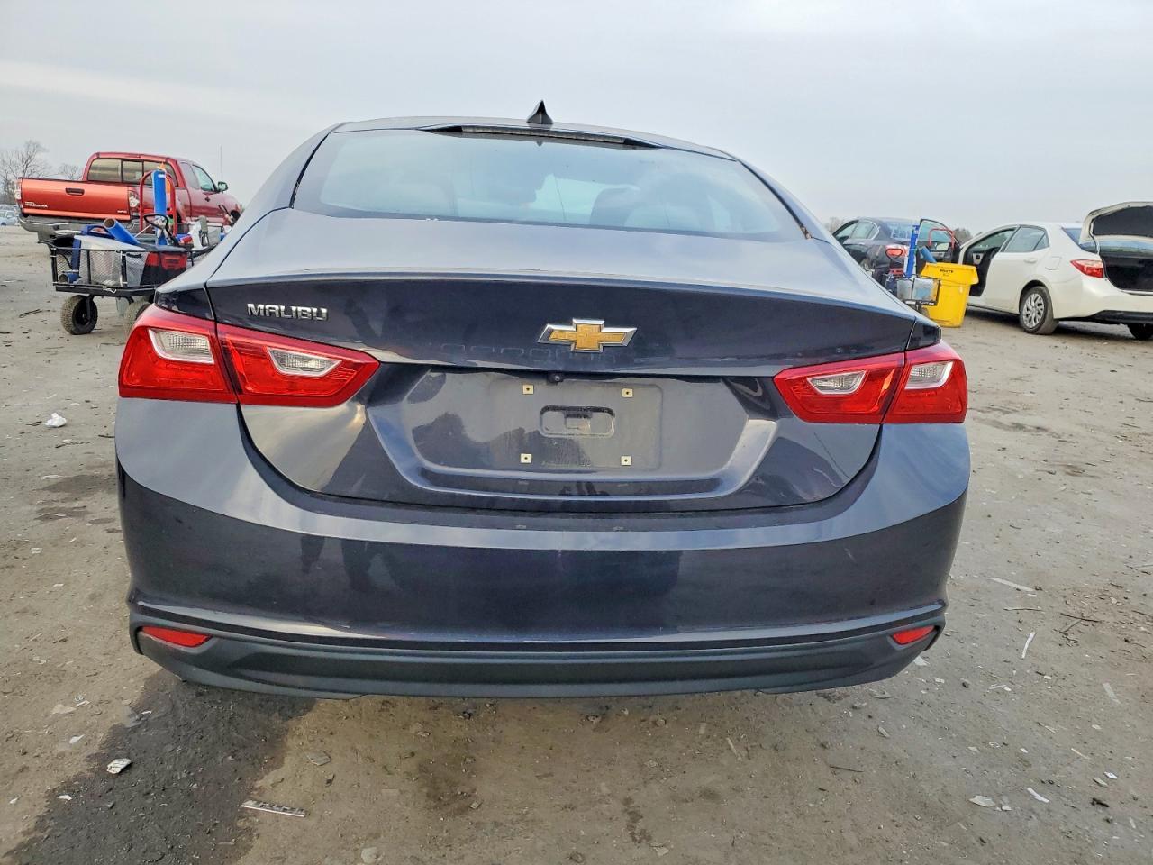 2023 Chevrolet Malibu Ls - zdjęcie 6