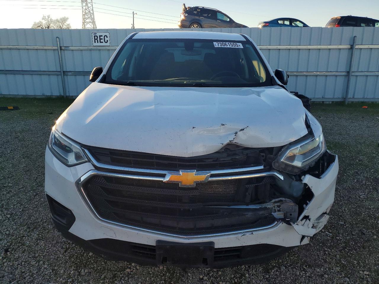 2021 Chevrolet Traverse Ls - zdjęcie 5