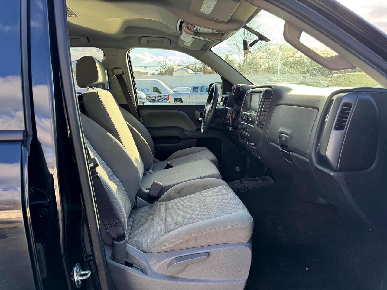 2017 Chevrolet Silverado K1500 Custom - zdjęcie 6