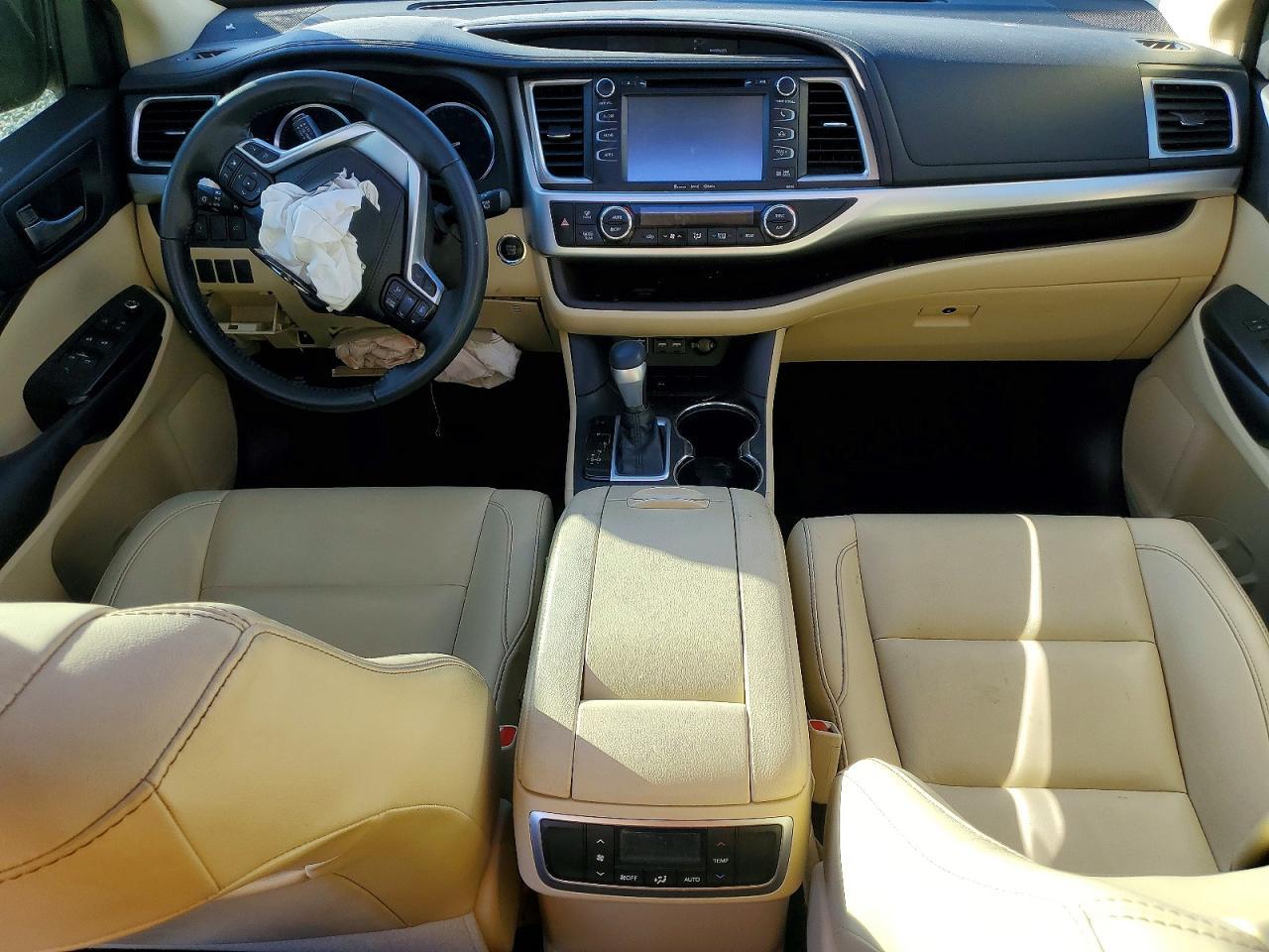 2019 Toyota Highlander Se - zdjęcie 15