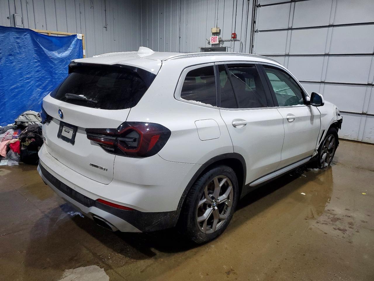 2022 BMW X3 - zdjęcie 3