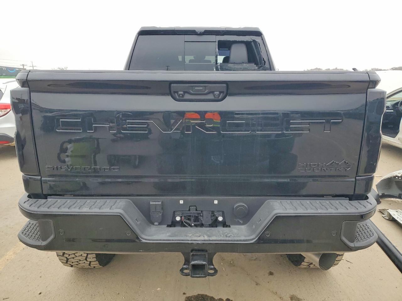 2025 Chevrolet Silverado K3500 High Country - zdjęcie 6