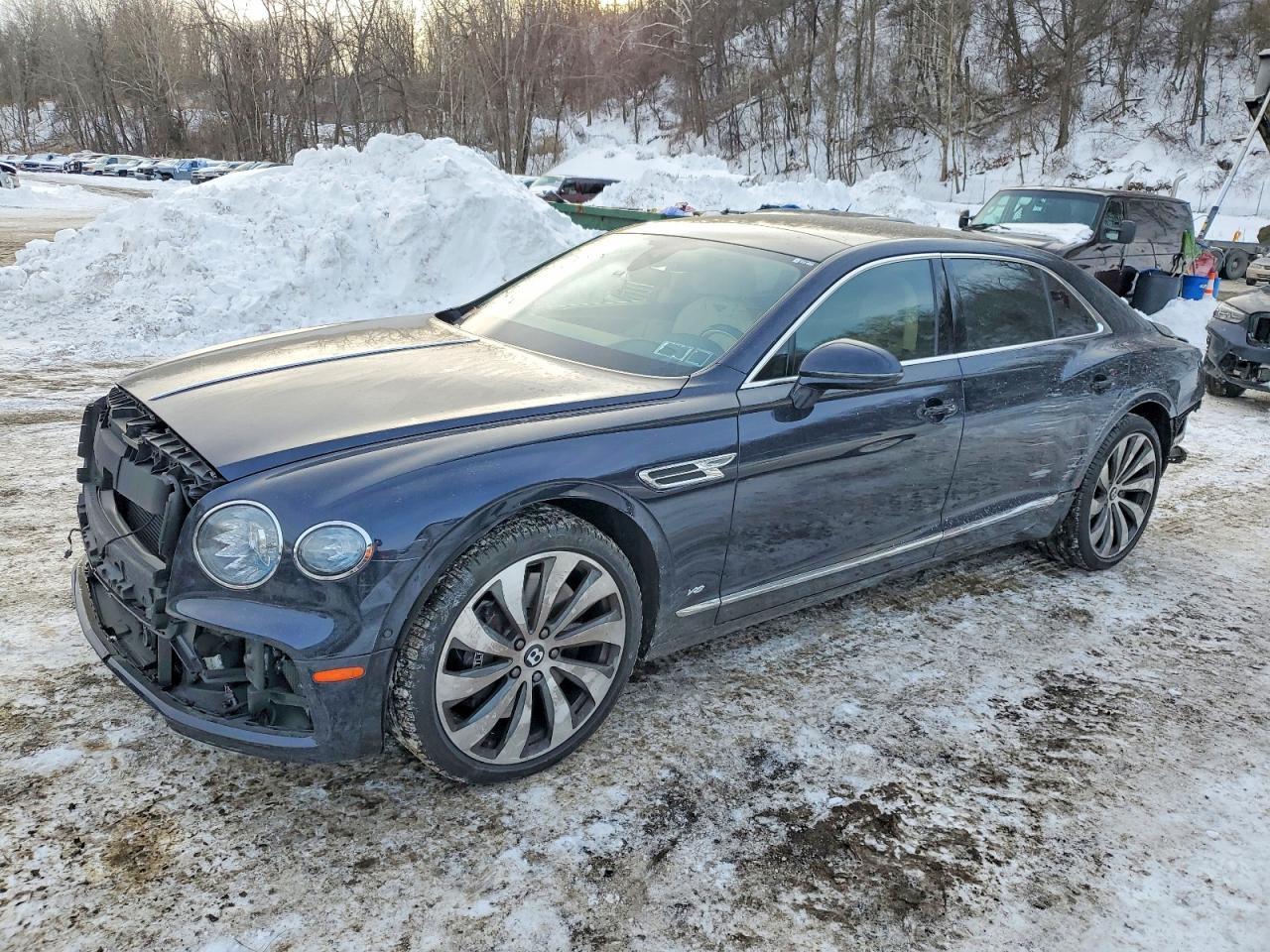 2021 Bentley Flying Spur - zdjęcie główne