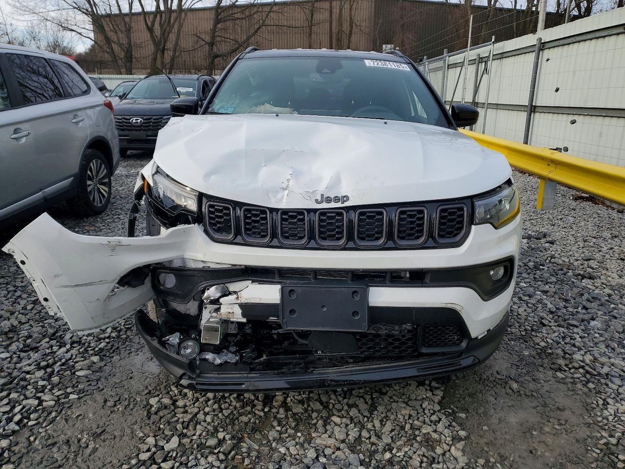 2024 Jeep Compass Latitude - zdjęcie 5