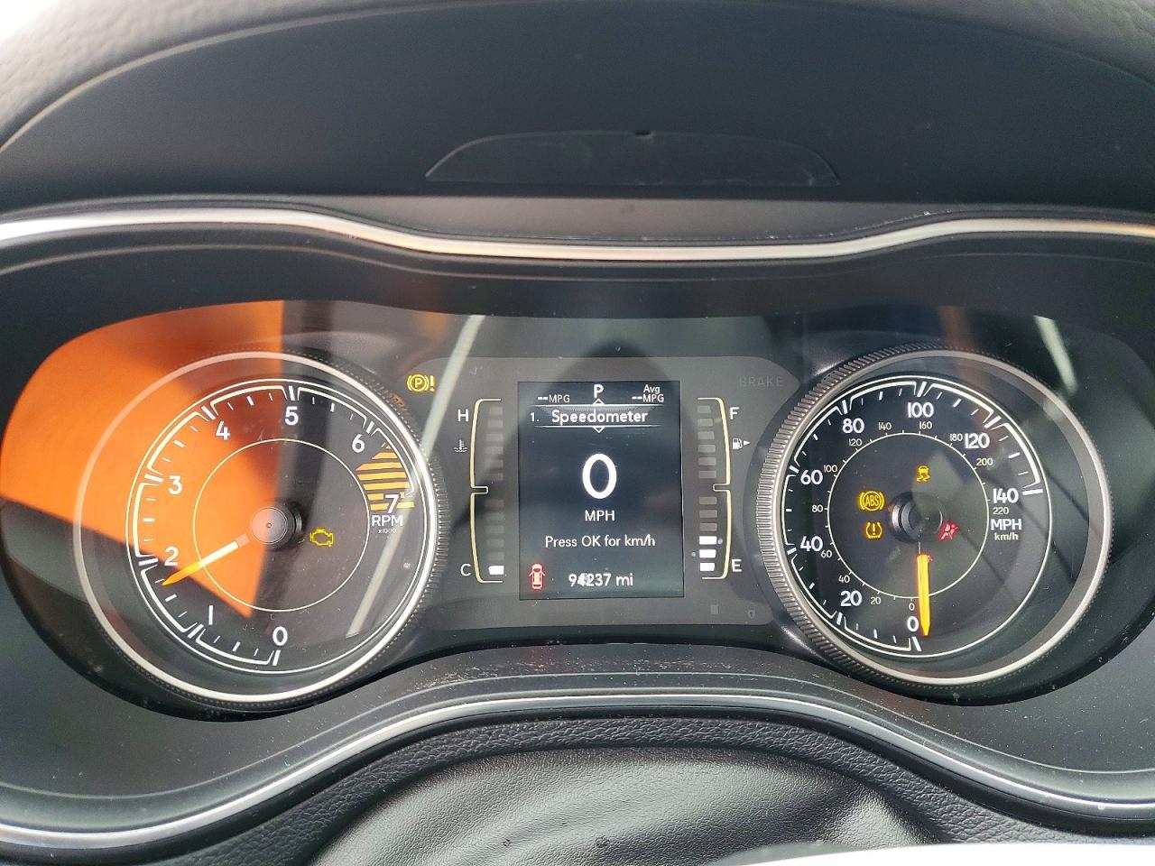 2019 Jeep Cherokee Latitude - zdjęcie 9