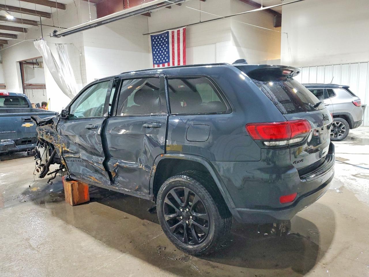 2017 Jeep Grand Cherokee Laredo - zdjęcie 2