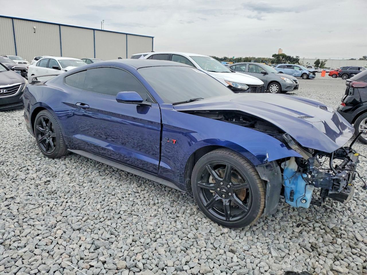 2020 Ford Mustang - zdjęcie 4