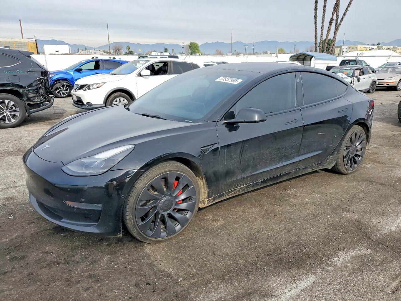 2022 Tesla Model 3 - zdjęcie główne