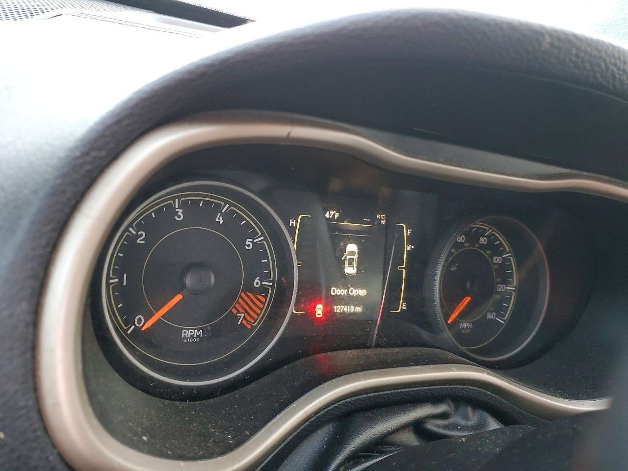 2015 Jeep Cherokee Latitude - zdjęcie 9