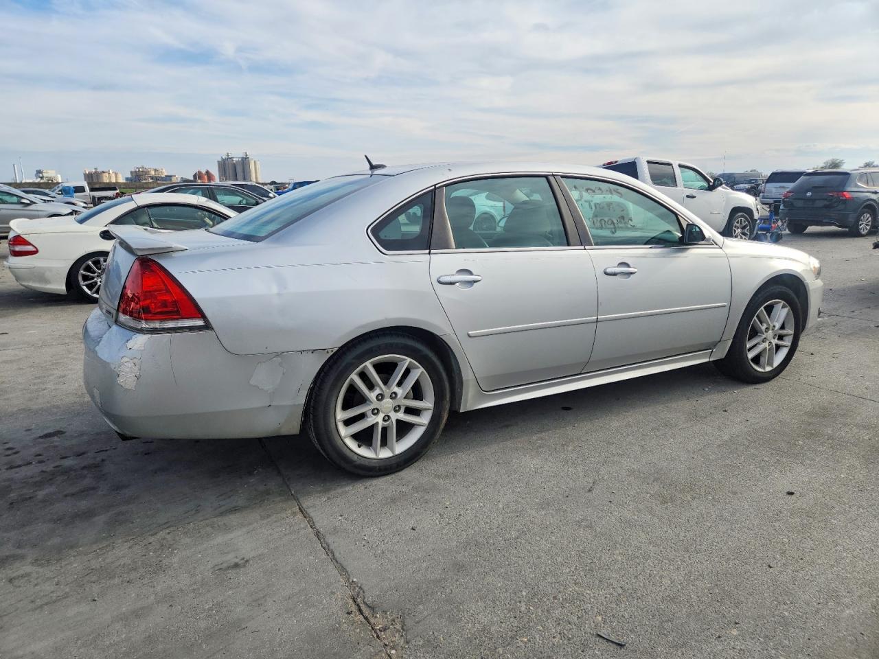 2013 Chevrolet Impala Ltz - zdjęcie 3