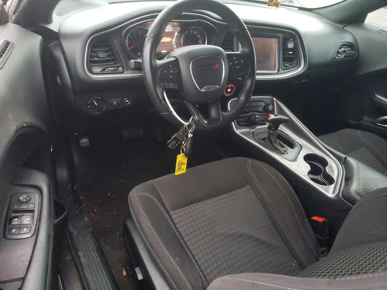 2017 Dodge Challenger Sxt - zdjęcie 8