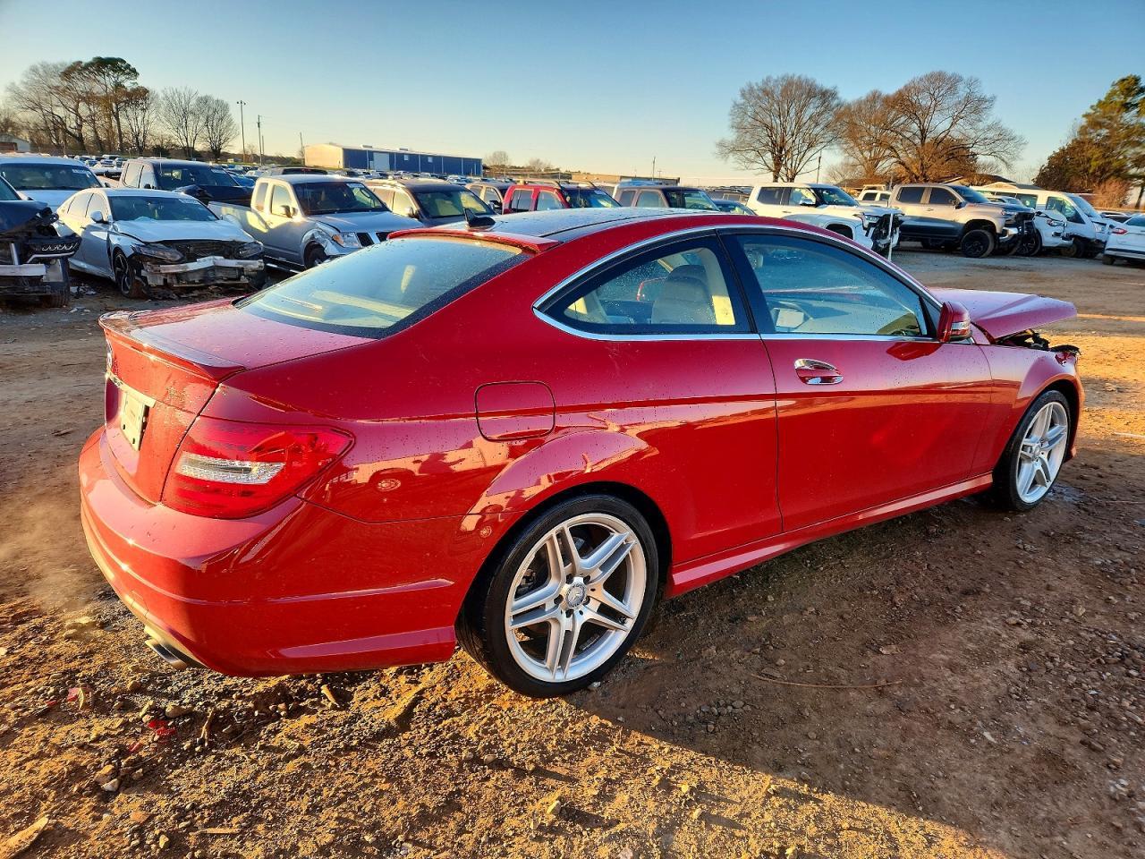 2015 Mercedes-Benz C 350 - zdjęcie 3