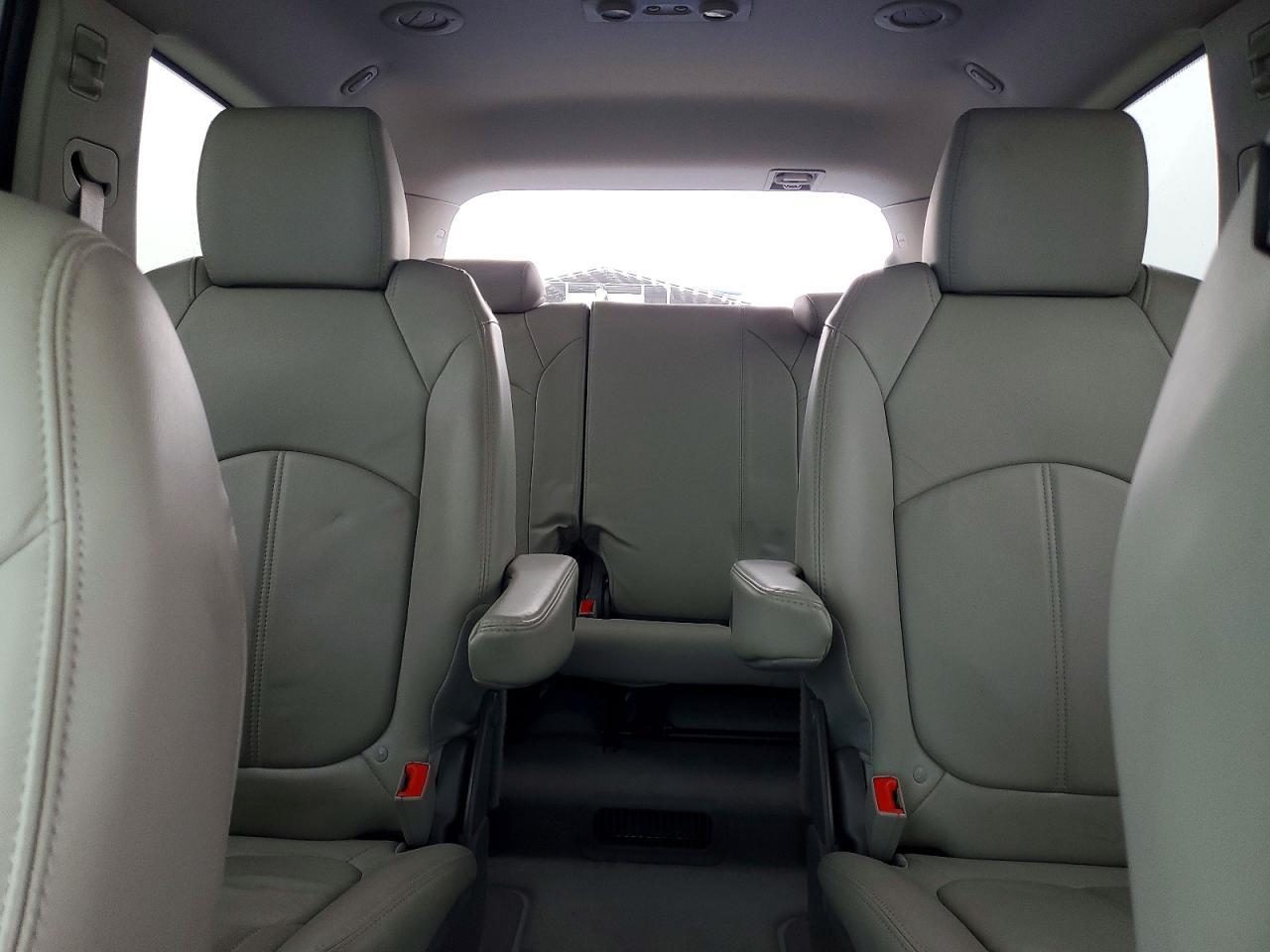 2014 Chevrolet Traverse Lt - zdjęcie 10