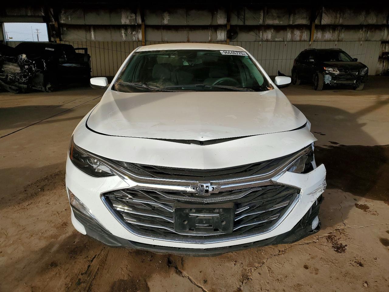 2024 Chevrolet Malibu Ls - zdjęcie 5