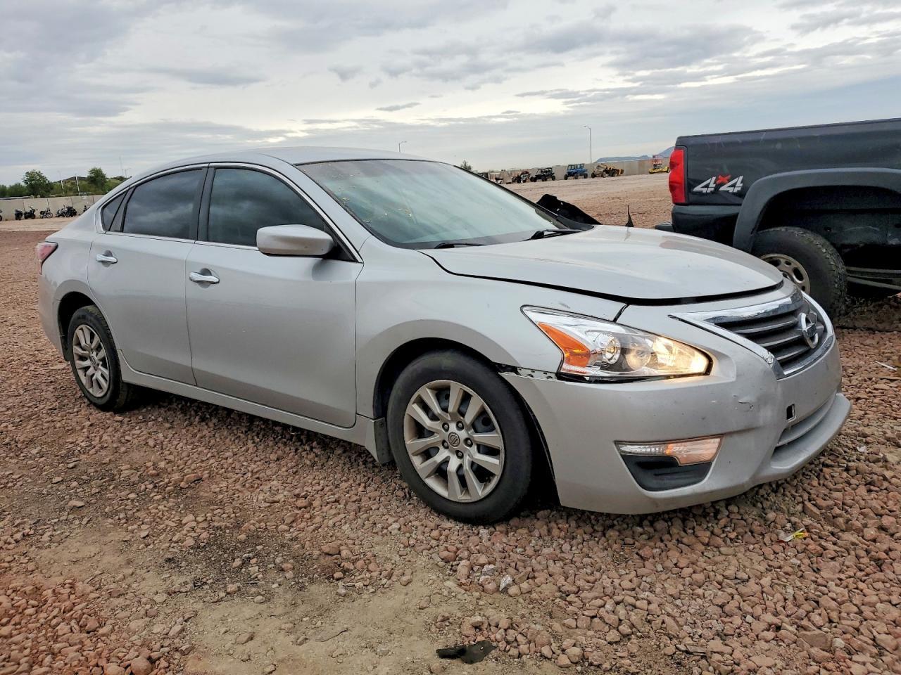 2015 Nissan Altima 2.5 - zdjęcie 4