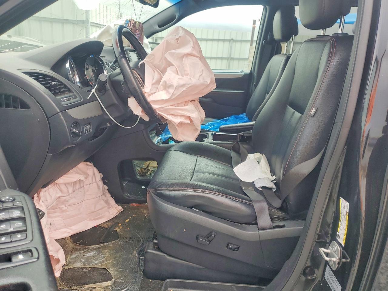 2017 Dodge Grand Caravan Gt - zdjęcie 7