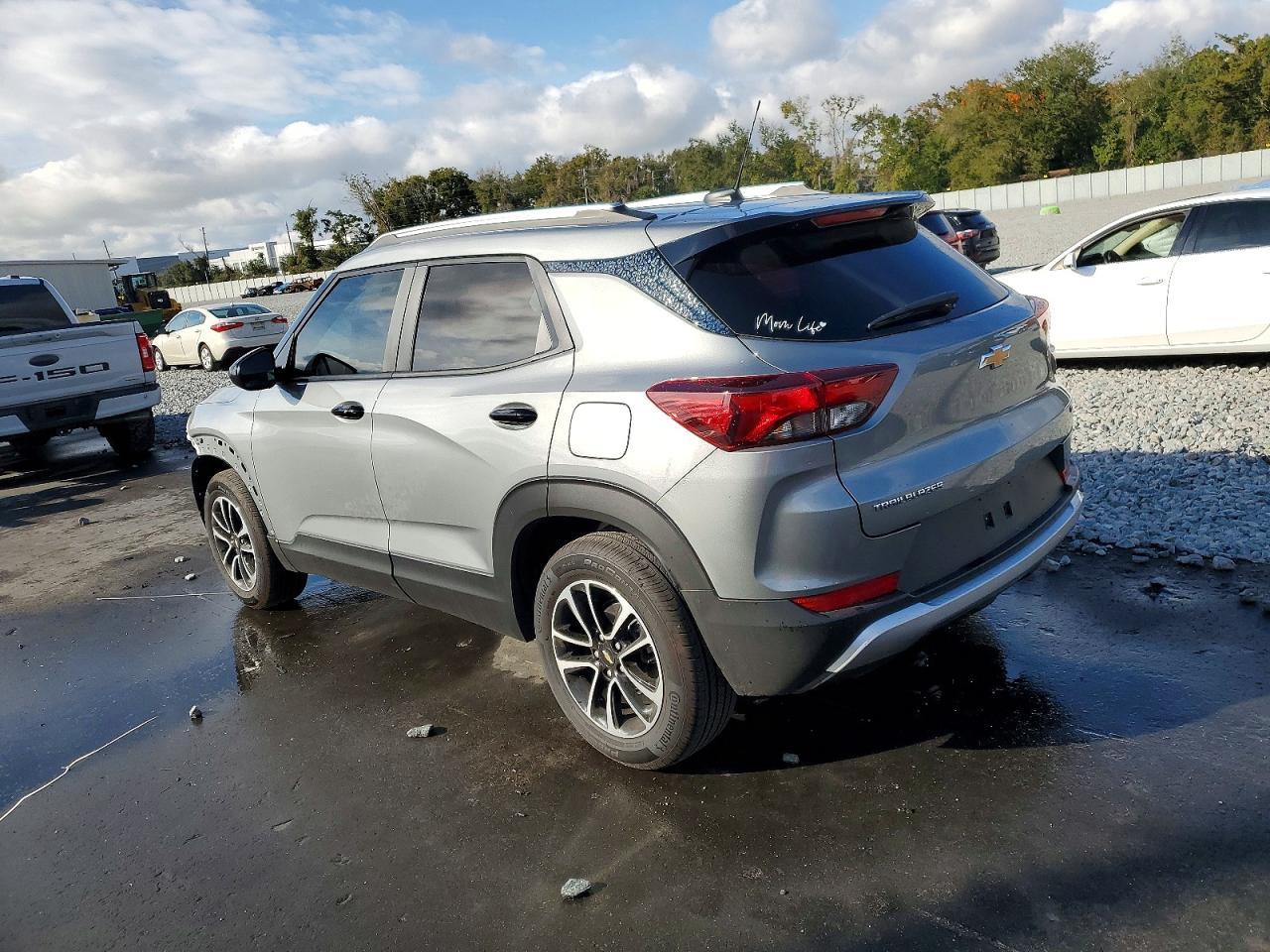 2026 Chevrolet Trailblazer Lt - zdjęcie 2