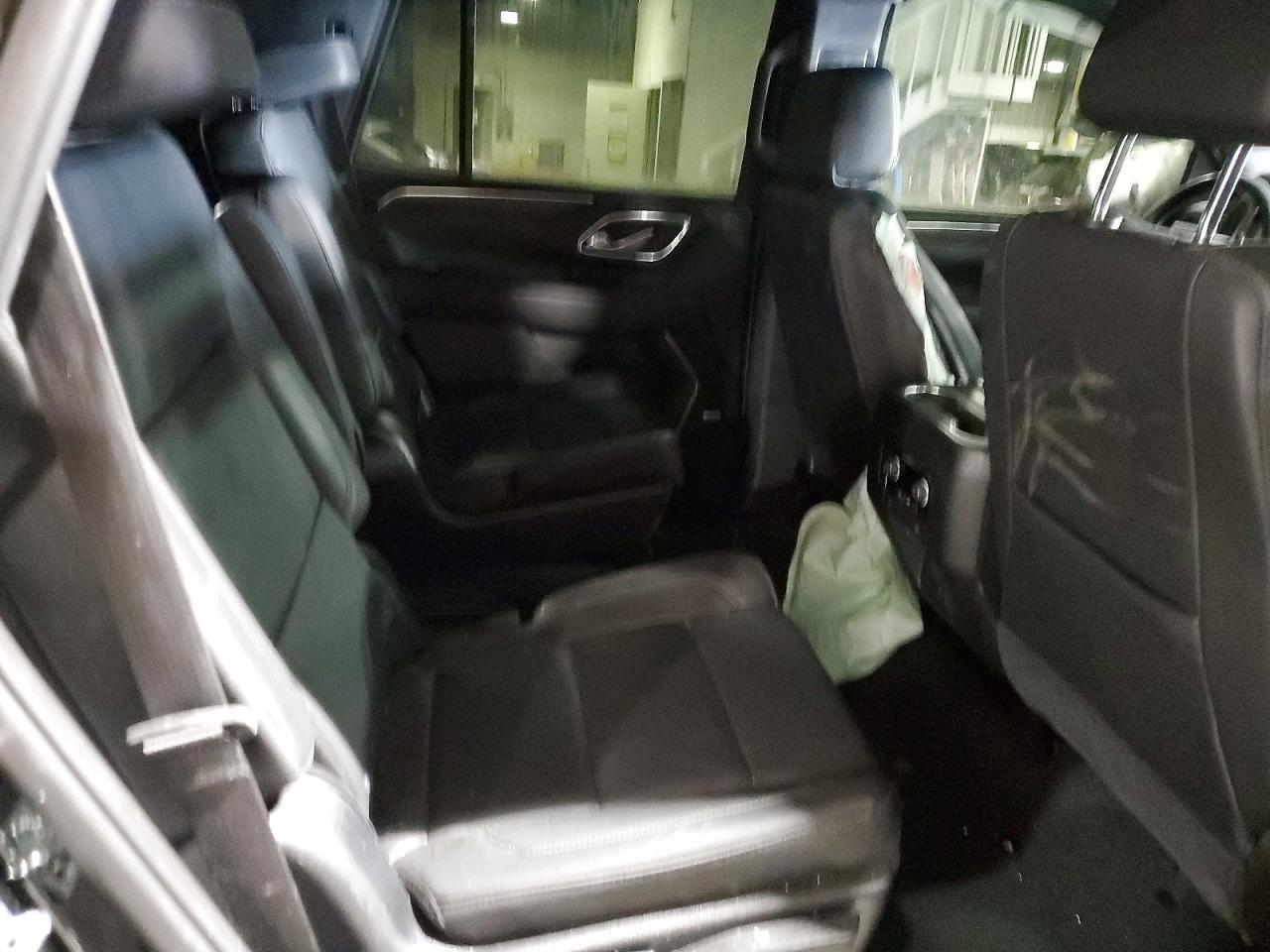 2021 Chevrolet Tahoe K1500 Z71 - zdjęcie 11