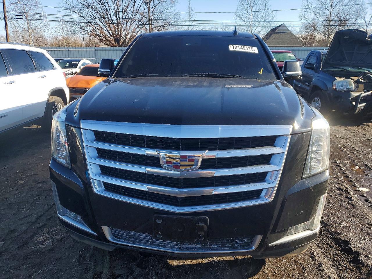 2016 Cadillac Escalade Luxury - zdjęcie 9