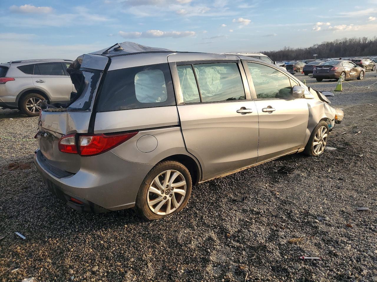 2014 Mazda 5 Sport - zdjęcie 3