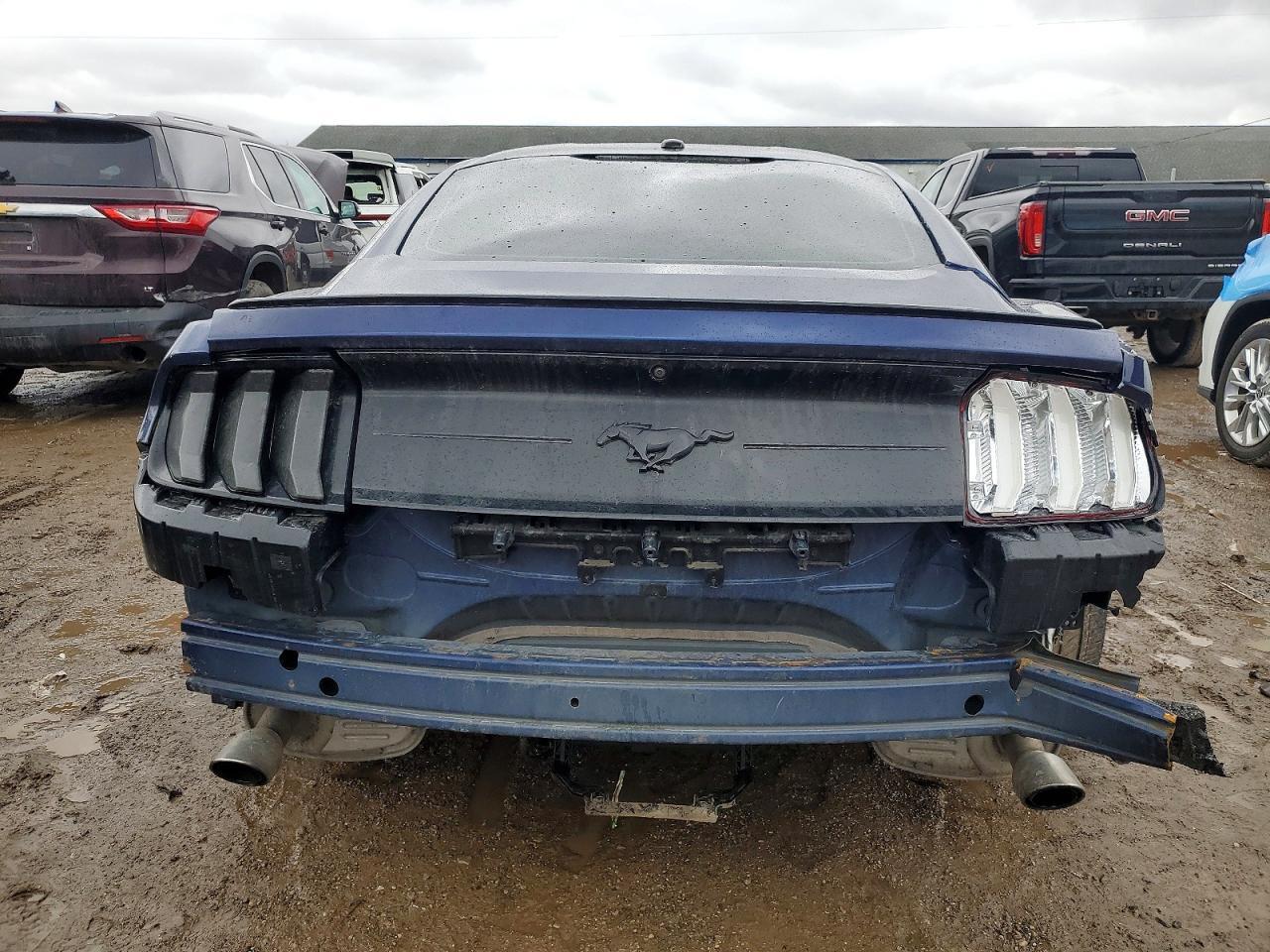 2018 Ford Mustang - zdjęcie 6