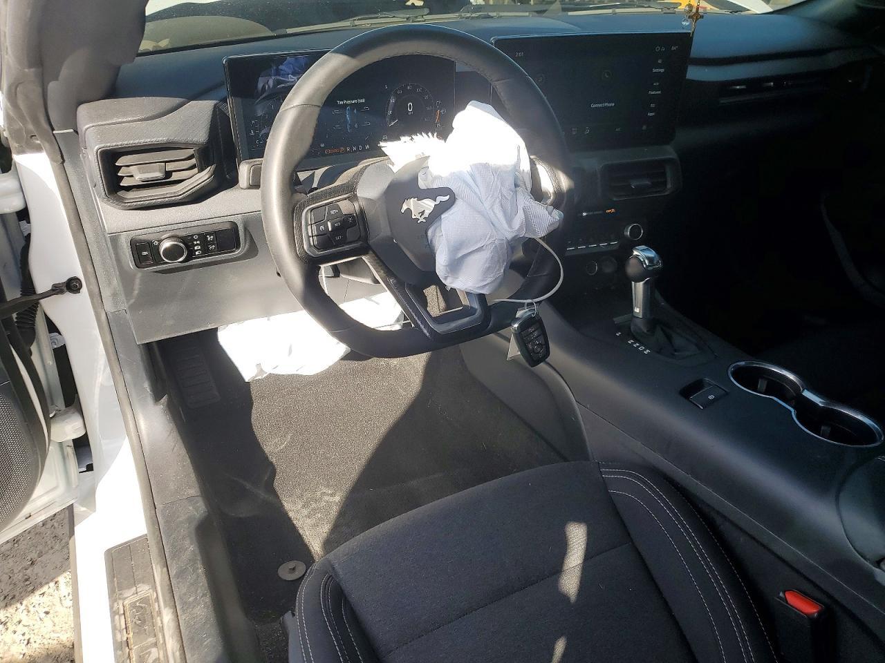 2024 Ford Mustang Gt - zdjęcie 8