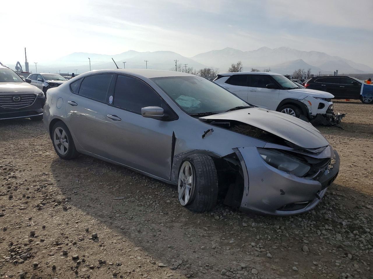 2016 Dodge Dart Sxt - zdjęcie 4