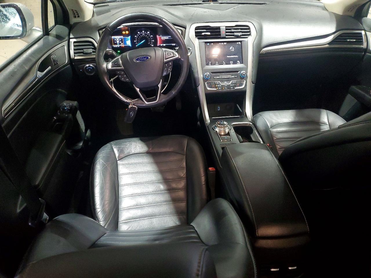 2017 Ford Fusion Se - zdjęcie 8