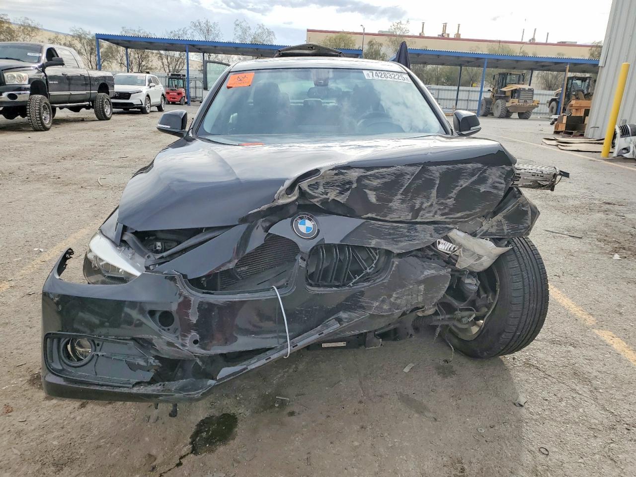 BMW Seria 3 - zdjęcie 5