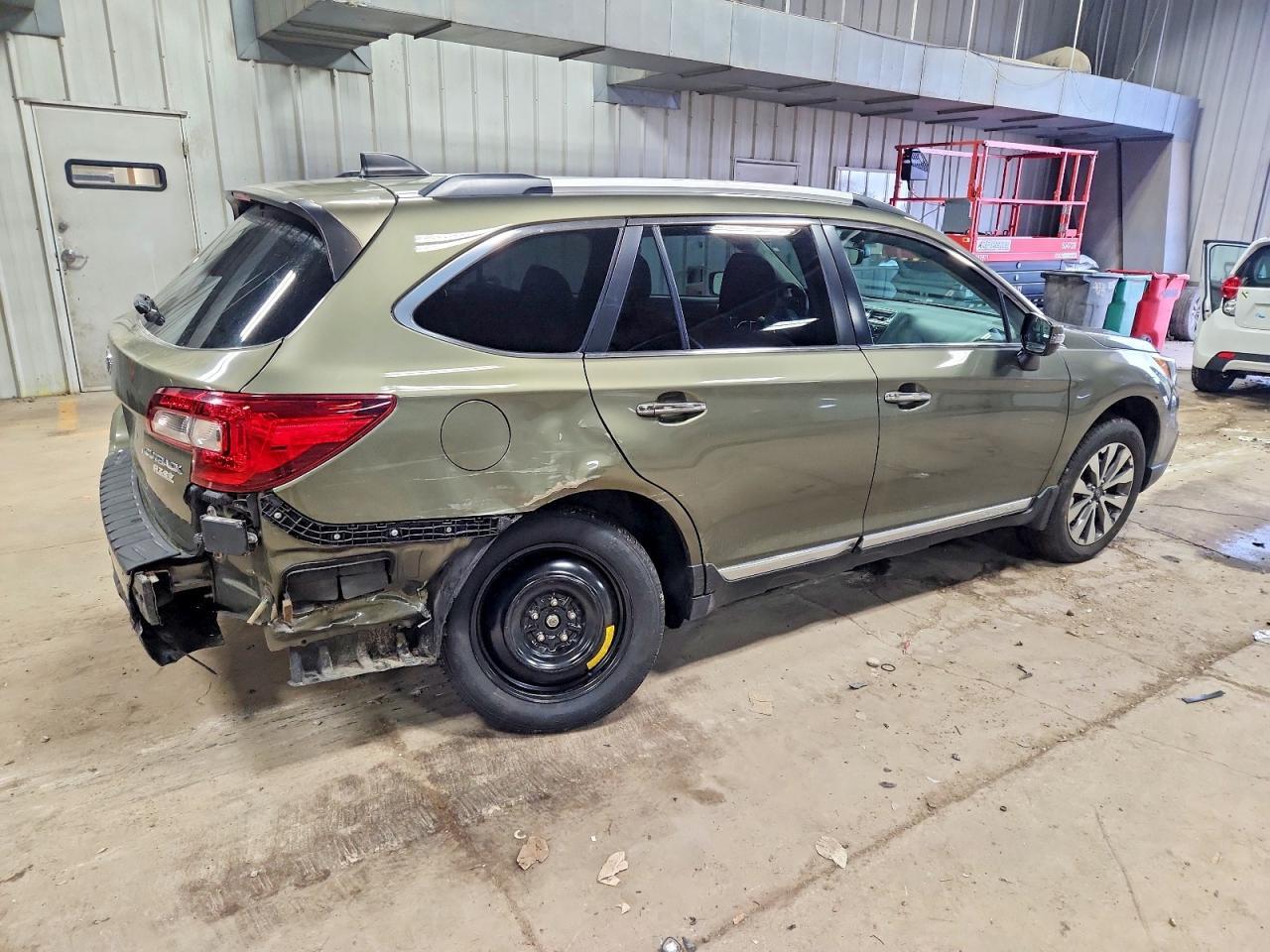 2017 Subaru Outback Touring - zdjęcie 3