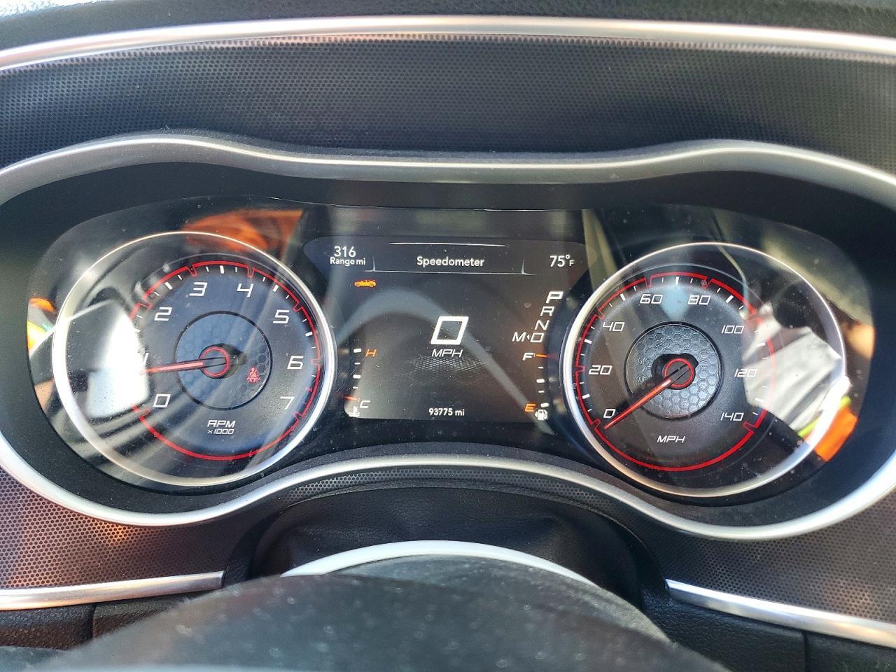 2016 Dodge Charger Sxt - zdjęcie 9