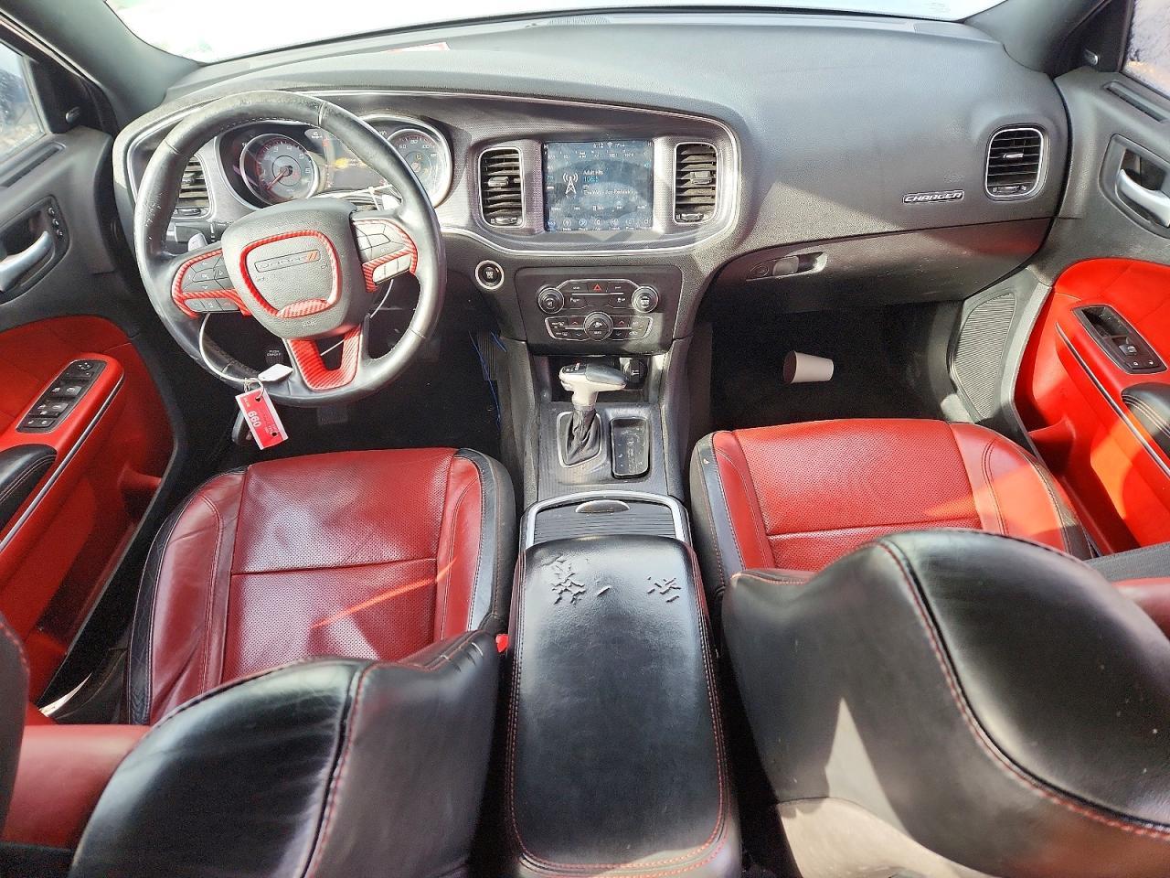 2015 Dodge Charger R/T - zdjęcie 8