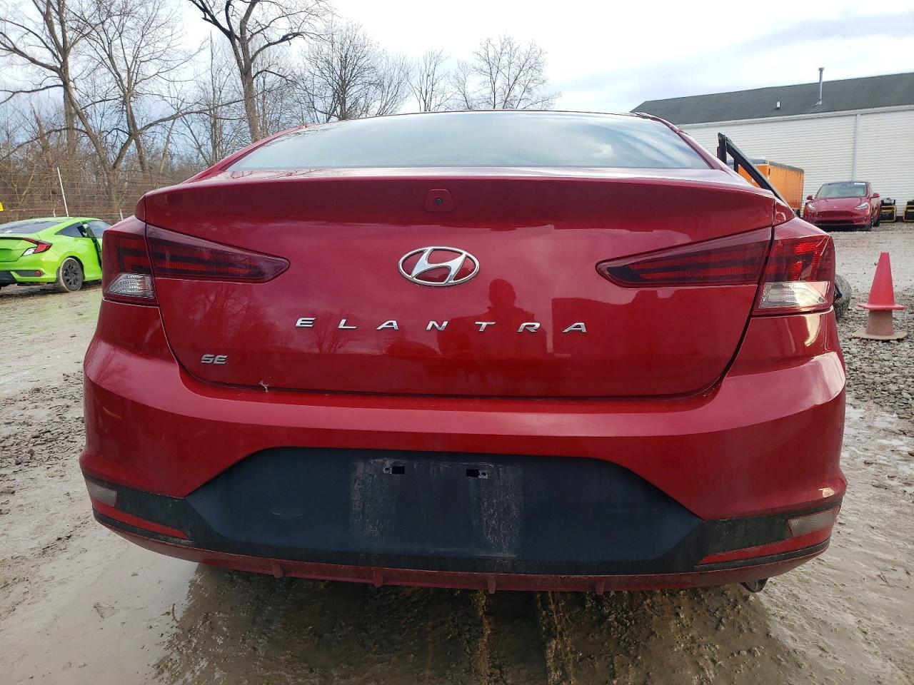 2020 Hyundai Elantra - zdjęcie 6