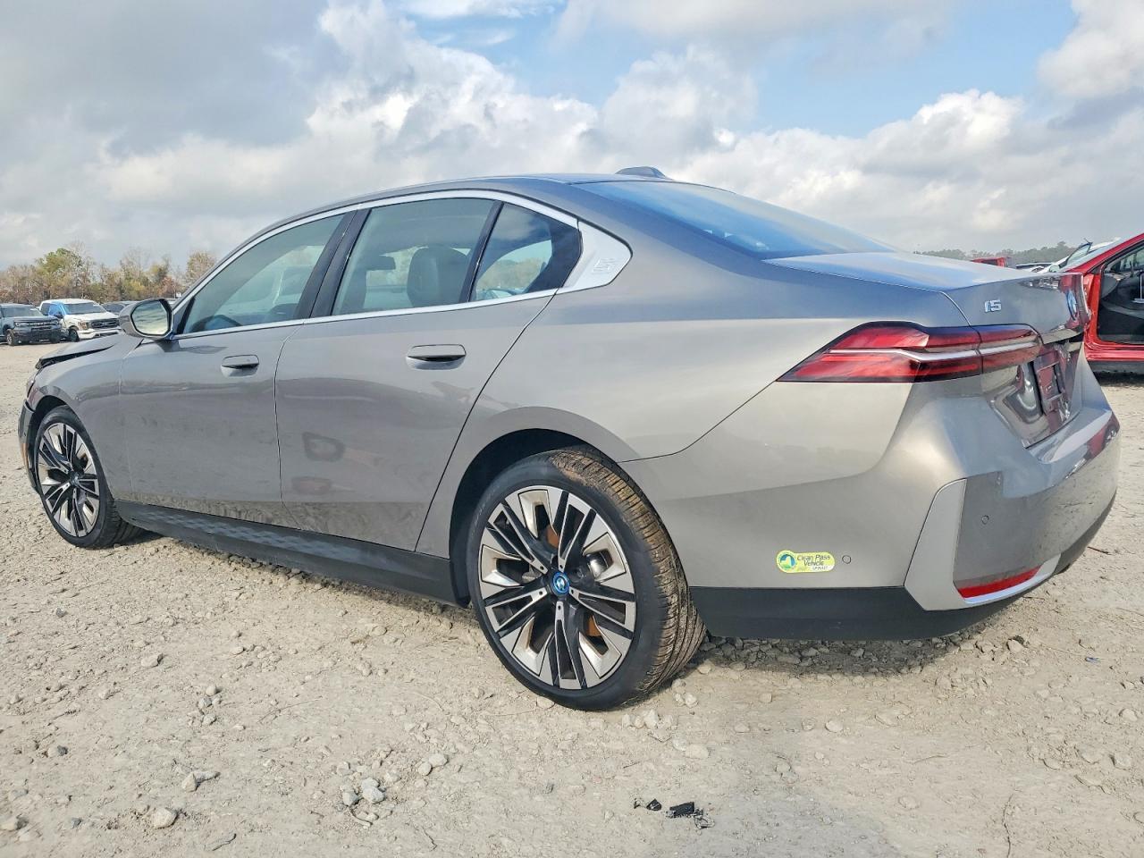 2025 BMW I5 xDrive 40 - zdjęcie 2