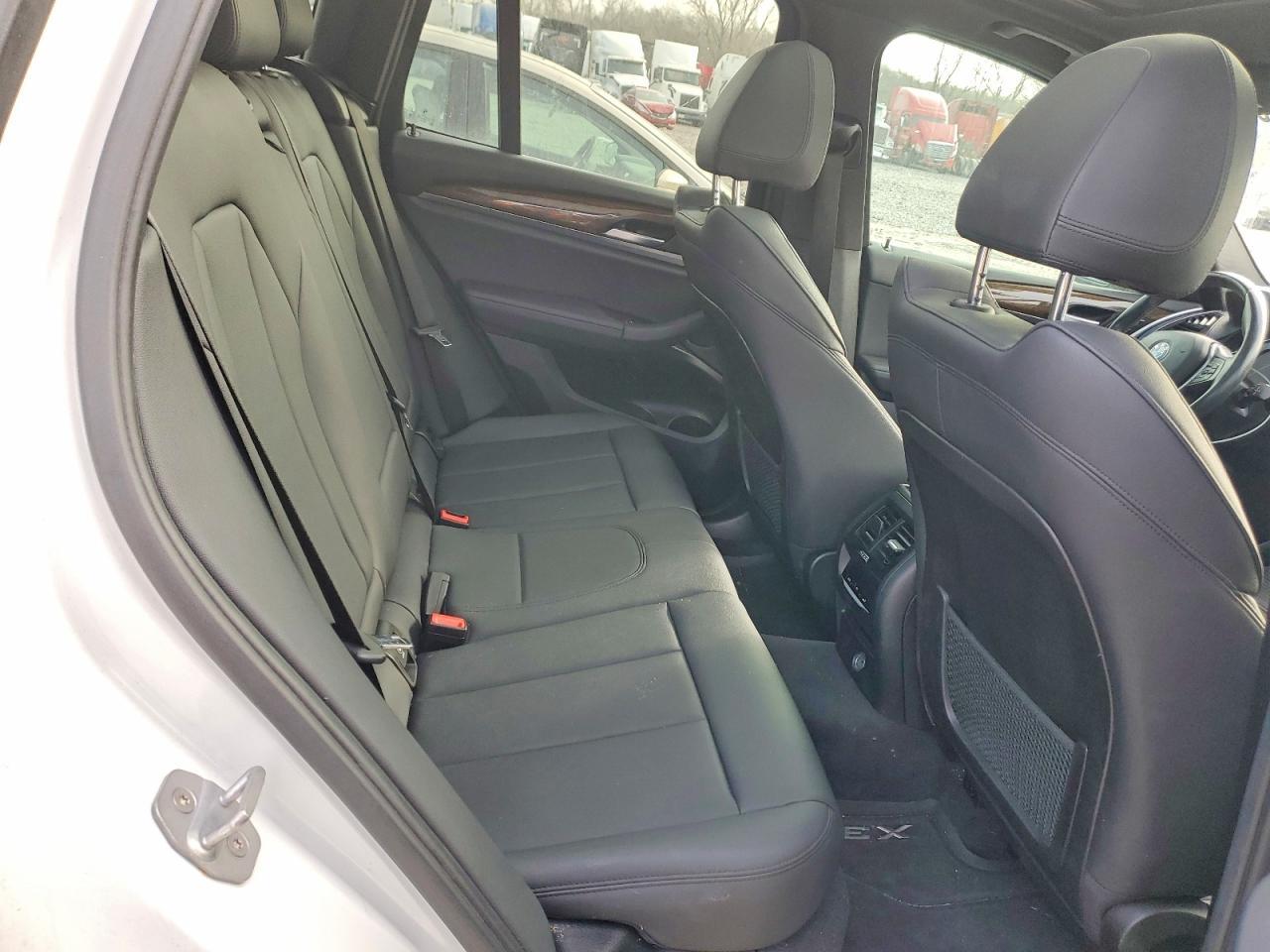 2019 BMW X3 xDrive30I - zdjęcie 11