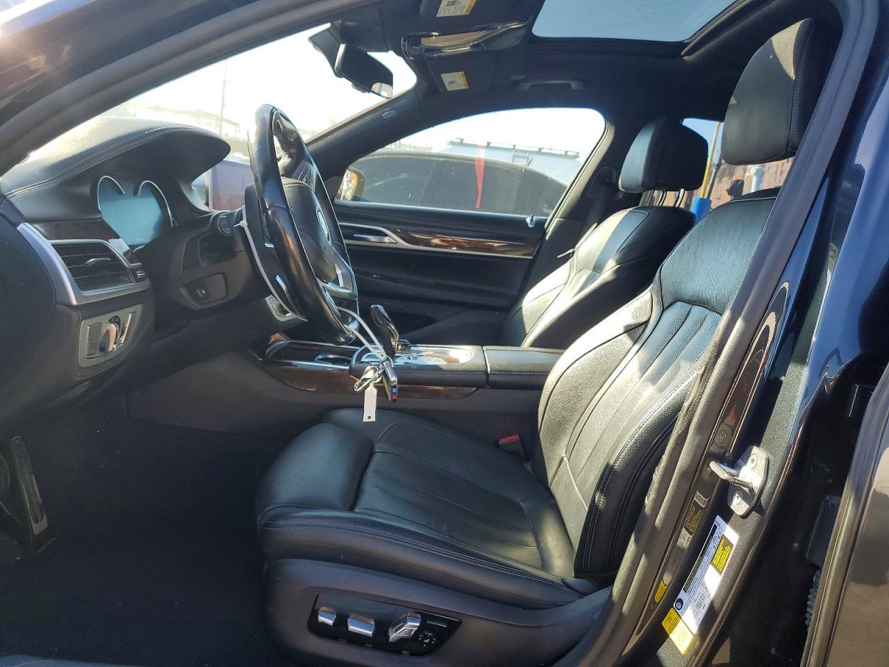 2019 BMW 740 I - zdjęcie 7
