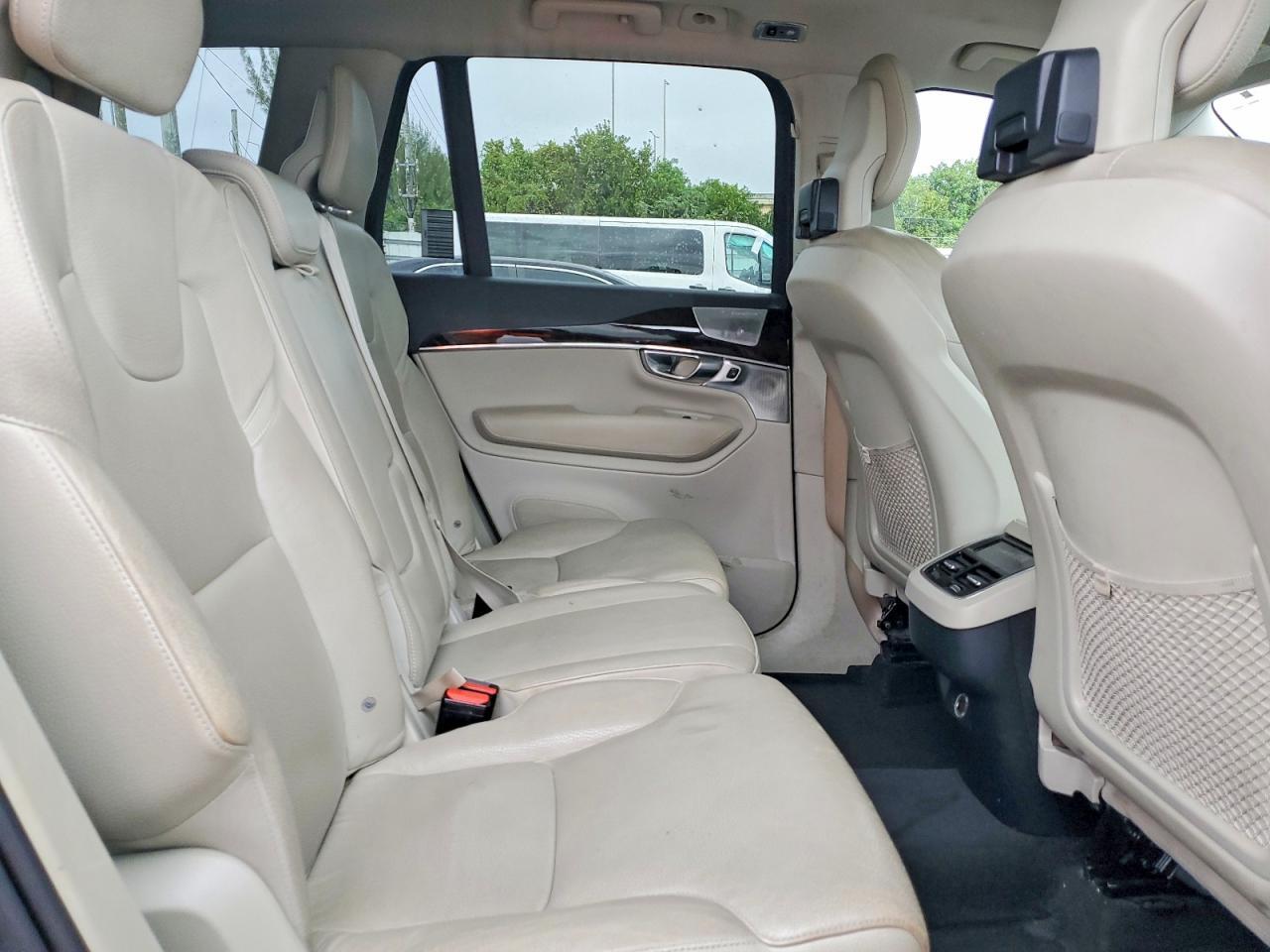 2017 Volvo Xc90 T6 - zdjęcie 11