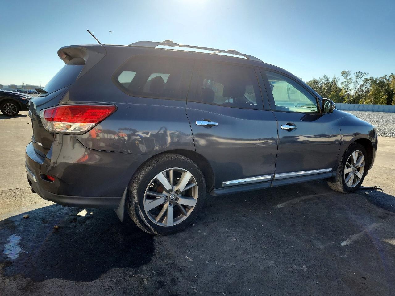 2014 Nissan Pathfinder S - zdjęcie 3