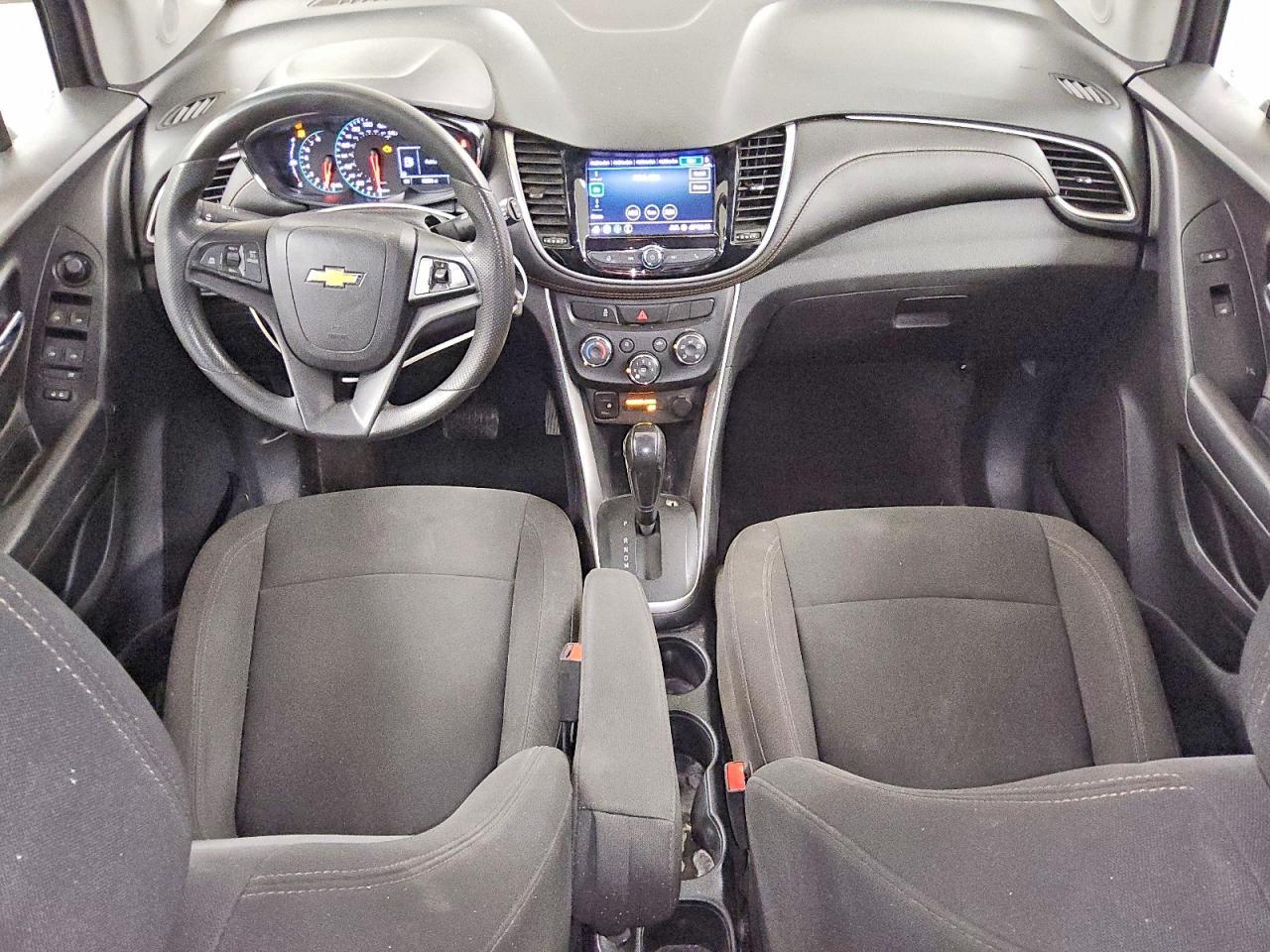 2022 Chevrolet Trax Ls - zdjęcie 8