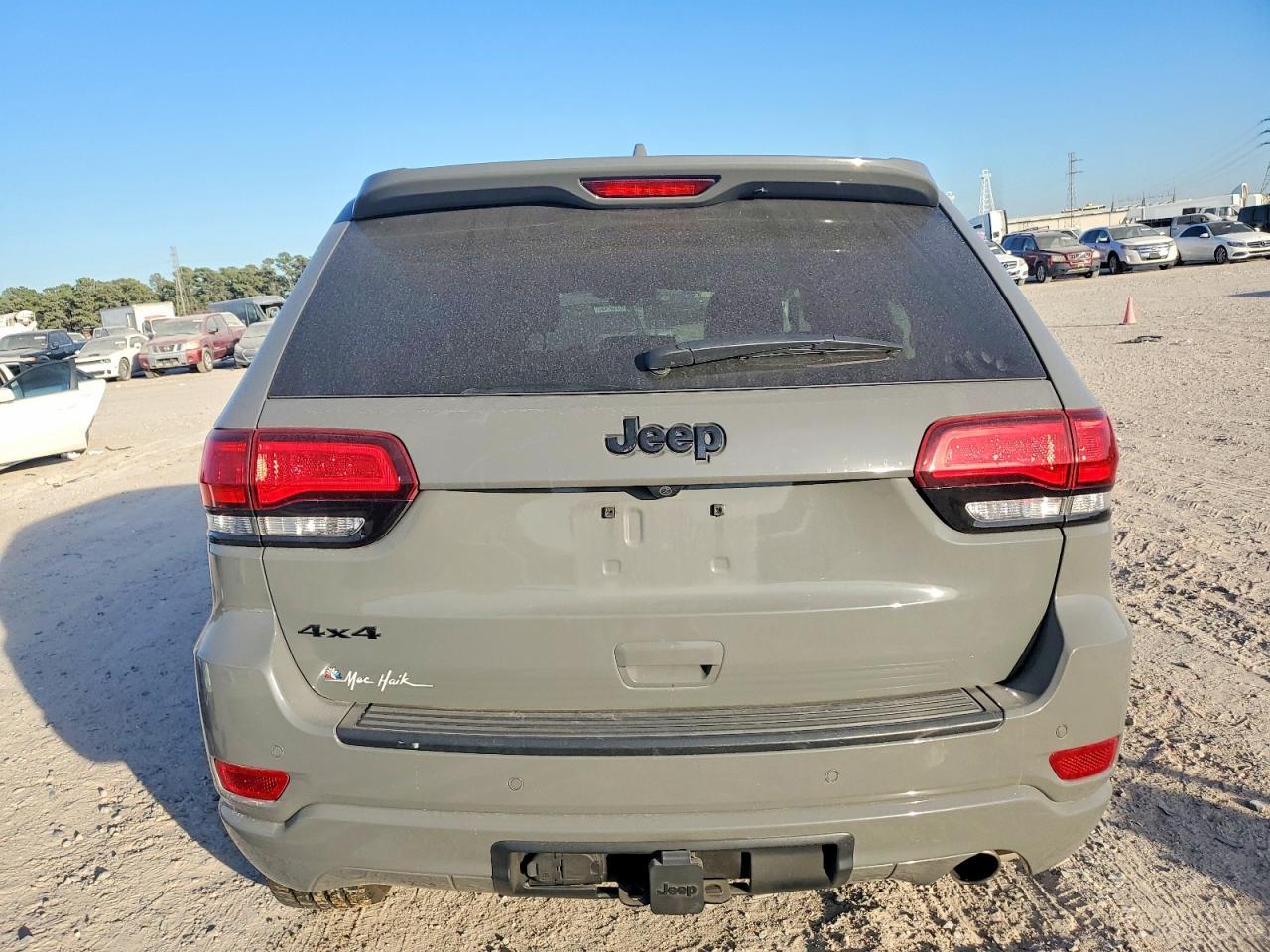 2021 Jeep Grand Cherokee Laredo - zdjęcie 6