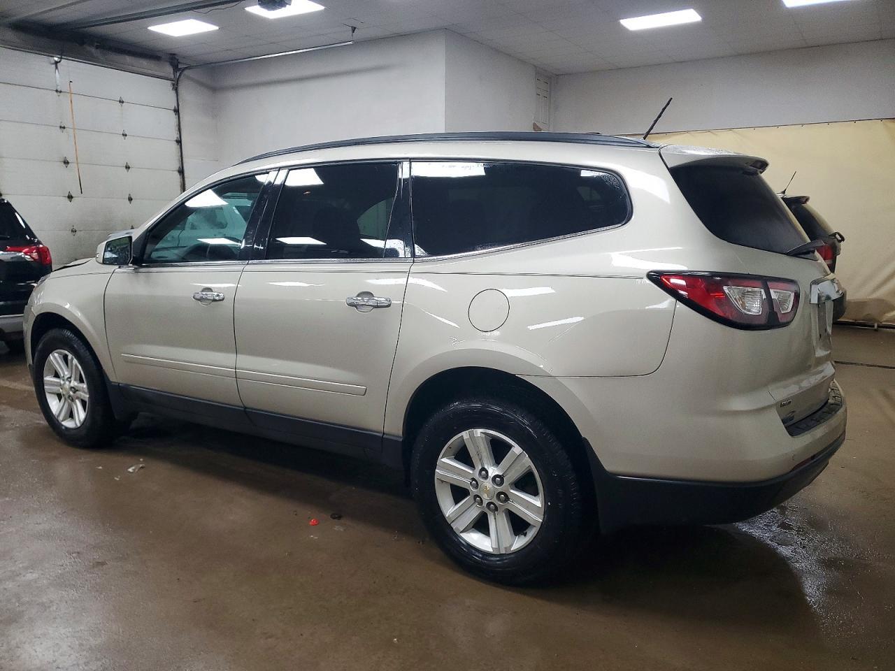 2013 Chevrolet Traverse Lt - zdjęcie 2