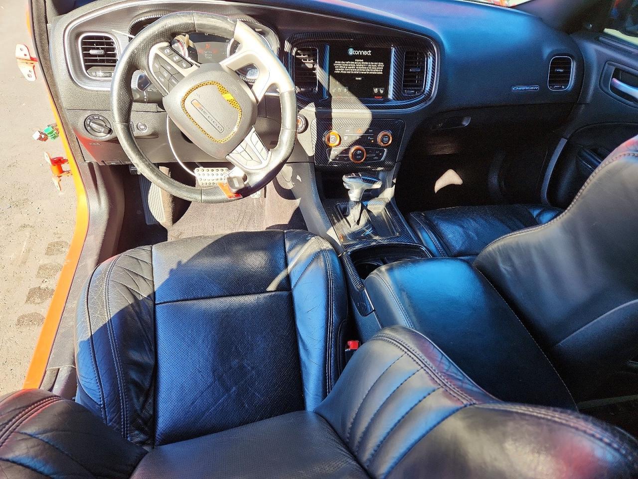 2016 Dodge Charger R/T Scat Pack - zdjęcie 8