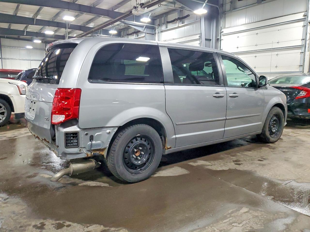 2014 Dodge Grand Caravan R/T - zdjęcie 3