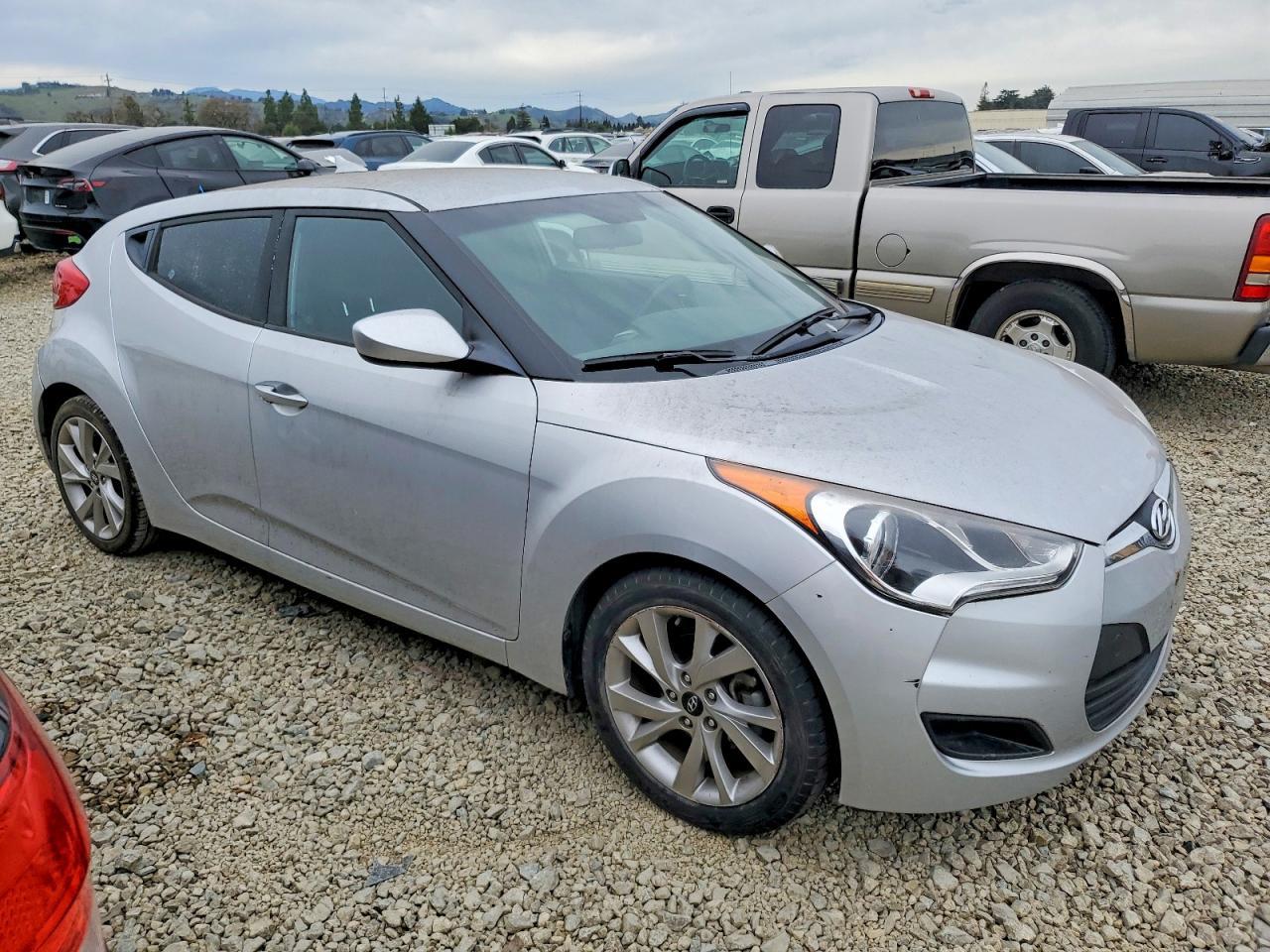 2016 Hyundai Veloster - zdjęcie 4