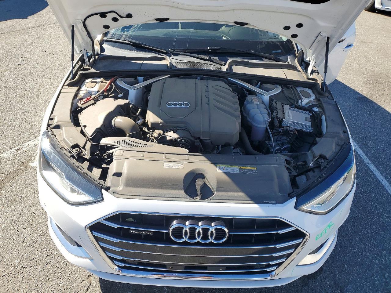 2022 Audi A4 Premium 40 - zdjęcie 11
